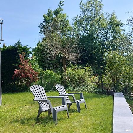 Gite En Bord De Meuse Monthermé 外观 照片
