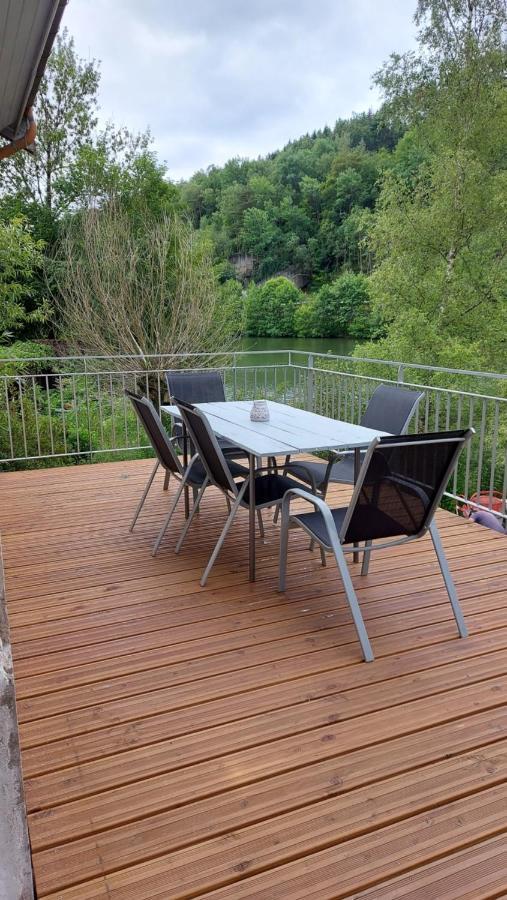 Gite En Bord De Meuse Monthermé 外观 照片