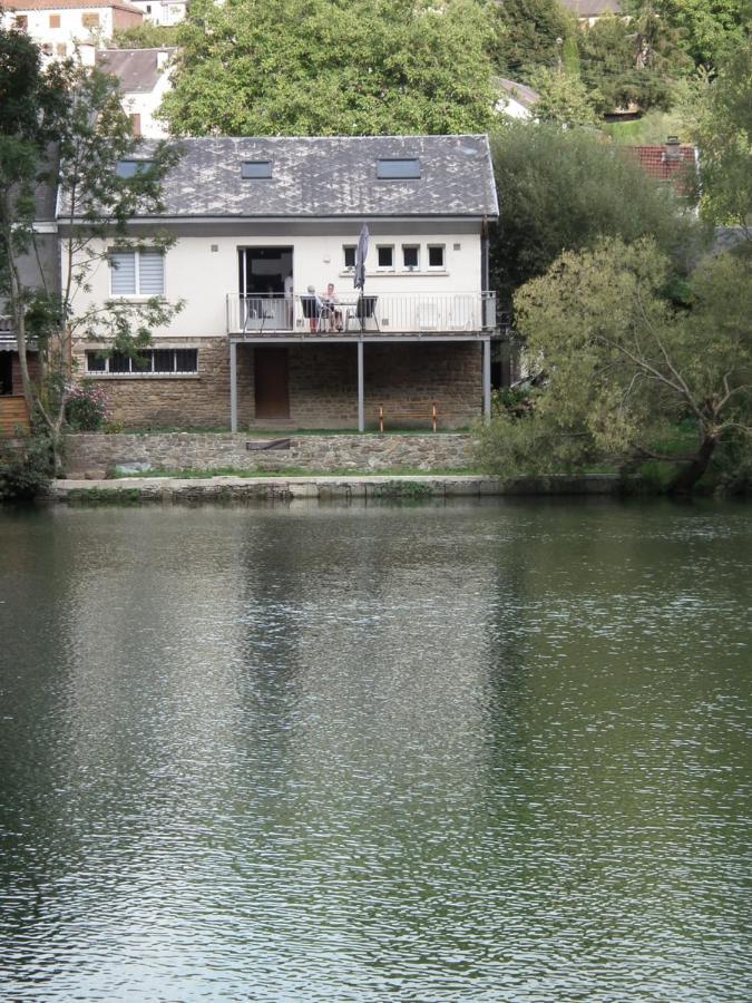 Gite En Bord De Meuse Monthermé 外观 照片
